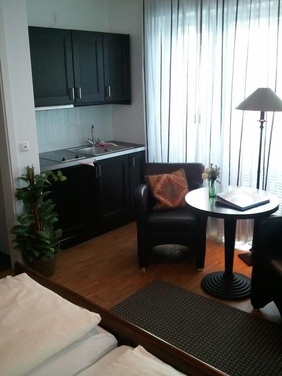 Eckernförde Heldts Aparthotel מראה חיצוני תמונה